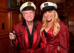 La viuda de Hugh Hefner pide a Jessica Biel que reconsidere su película sobre el fundador de Playboy