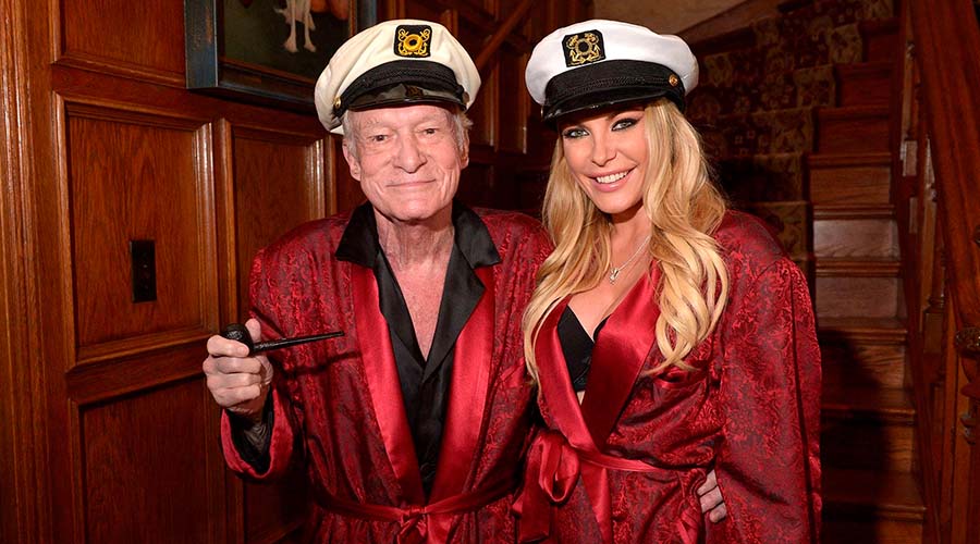 La viuda de Hugh Hefner pide a Jessica Biel que reconsidere su película sobre el fundador de Playboy